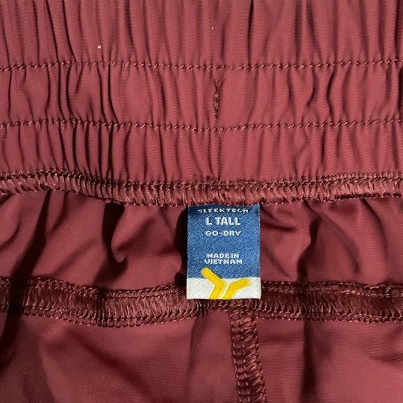 NWT Old Navy women’s high rise sleek tech go dry Burgundy Jogger large tall - Picture 5 of 7